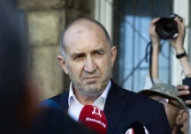 Pro-rusul Rumen Radev a câștigat clar alegerile din Bulgaria și deja trimite „săgeți” spre UE. Bucurie la Kremlin