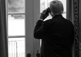 Ce se întâmplă dacă îl suni pe Trump. Un jurnalist britanic a aflat