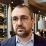 Vlad Voiculescu, România