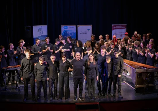 Zoli Tóth și percuționiștii Cantus Mundi în Turneul Ansamblurilor de Percuție