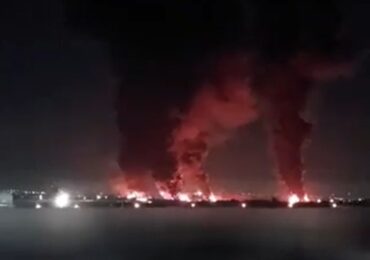 SUA lovesc din nou baze și nave iraniene. Trump pune condiții pentru acord: Fără praf, fără dolari (Video)