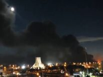 Ziua 38, război în Orientul Mijlociu Trump anunță că termenul limită de marți pentru încheierea unui acord cu Iranul este final. Atac la cel mai mare zăcământ de gaze din lume. Doi comandanți ai Gardienilor Revoluției eliminați