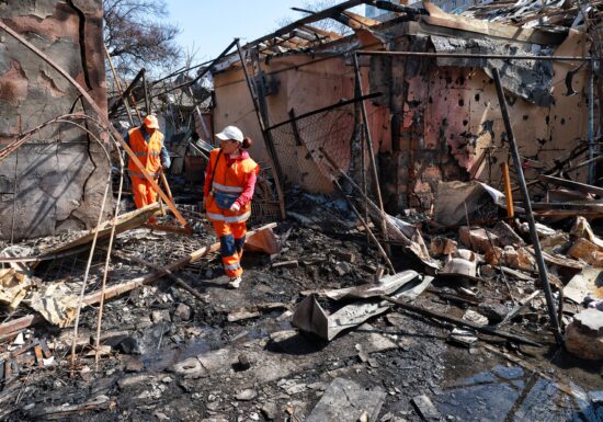 <span style="color:#990000;">Ziua 1504</span> Ucraina lovește portul petrolier Ust-Luga, Moscova amenință statele baltice. Apărarea antiaeriană rusă, slăbită în Crimeea