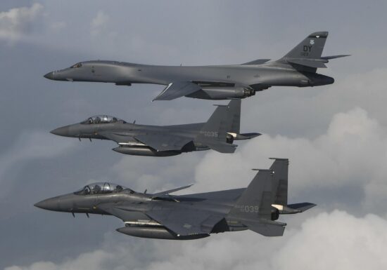 Avioanele doborâte demontează discursul lui Trump despre controlul total al cerului iranian