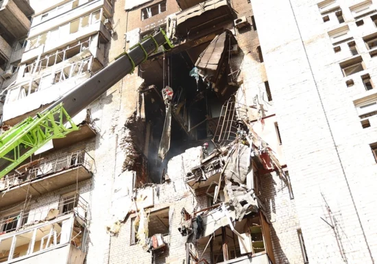 <span style="color:#990000;">Ziua 1521</span> 12 ofițeri FSB uciși dintr-o lovitură (Video). Soldații ucraineni au făcut foamea pe front. Kievul pregătește „cadouri" pentru ruși. Popularitatea lui Putin e în picaj