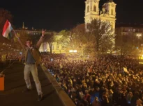 Budapesta s-a transformat într-o arenă de petrecere după alegerile istorice care au pus capăt erei Orban (Video)