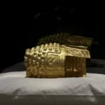 Coiful de aur de la Coțofenești a ajuns în țară, dar e puțin deformat. Va fi expus la Muzeul Național de Istorie pentru o perioadă scurtă de timp