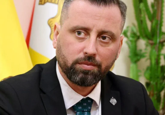 Un deputat PSD va vota împotriva moțiunii de cenzură: Bolojan e cel mai competent premier pe care România l-a avut