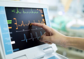 Ecografia cardiacă vs. EKG: care este diferența și când ai nevoie de fiecare?