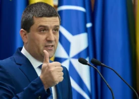 Drona cu explozibil căzută &icirc;n Galați zbura cu o viteză de peste 200 de km/oră și era rusească, model Geran-2, spune Radu Miruță