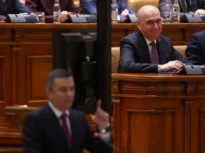 Retragerea sprijinului premierului Bolojan, în presa străină: Politico: România se afundă din nou în turbulențe politice, în contextul în care social-democrații iau măsuri pentru a-l demite pe premier
