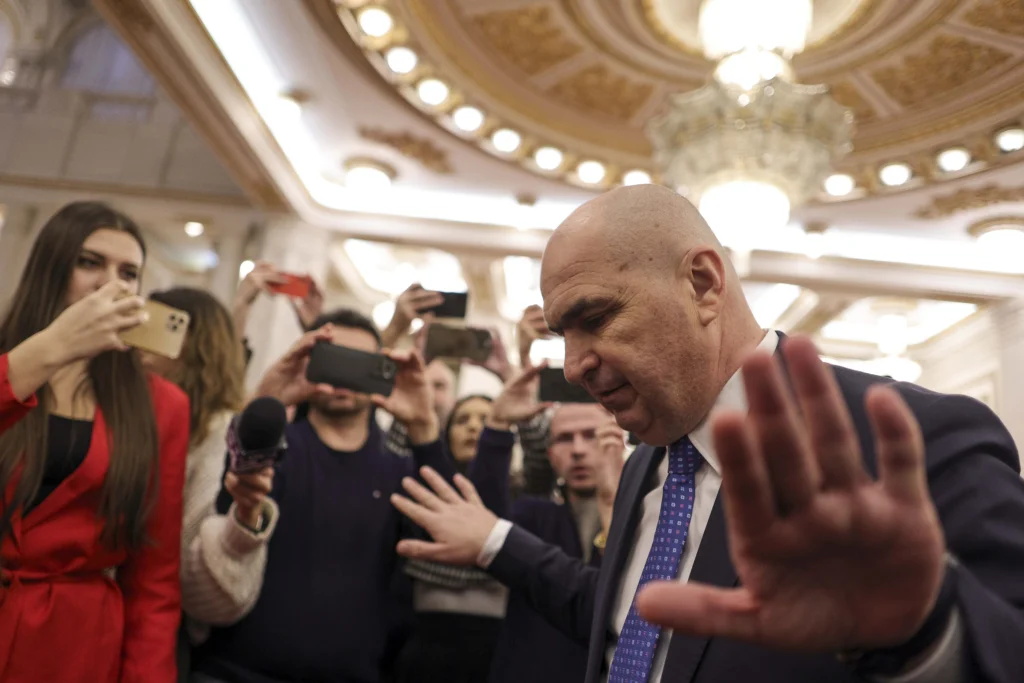 Bolojan refuză să plece: „Nu voi demisiona”. Acuză PSD că „minte pur și simplu” și creează instabilitate