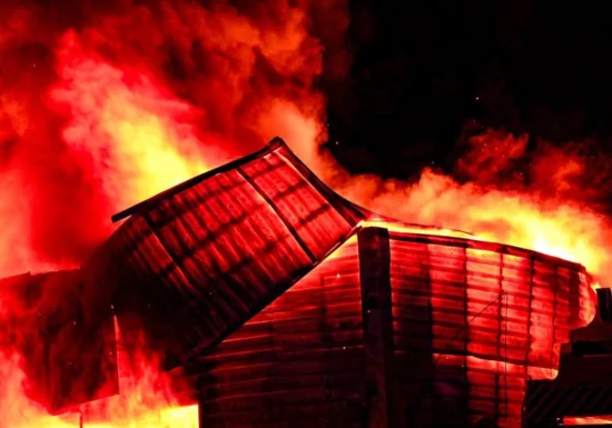 <span style="color:#990000;">Ziua 1517</span> Explozii la o rafinărie și într-un port al Rusiei la Marea Neagră. Nave rusești, lovite de drone (Video). Președintele Finlandei vrea Ucraina în NATO