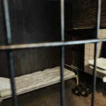 Europa face pași înapoi: reapar abuzurile în detenție, iar închisorile devin supraaglomerate