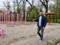 Ciucu: Herăstrăul, parcul nostru, nu este bine. O cacofonie ridicolă de mobilier urban, cașcarabetele de pe lume, cu mici, popcorn, muțunache și pokemoni, arbori ce trebuie reimprospătați și câte și mai câte defecte. Mă voi ocupa de trei lucruri – FOTO