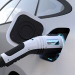 Înmatriculările de mașini electrice și hibrid au explodat după scumpirea carburanților. Cele mai vândute mărci și modele în România
