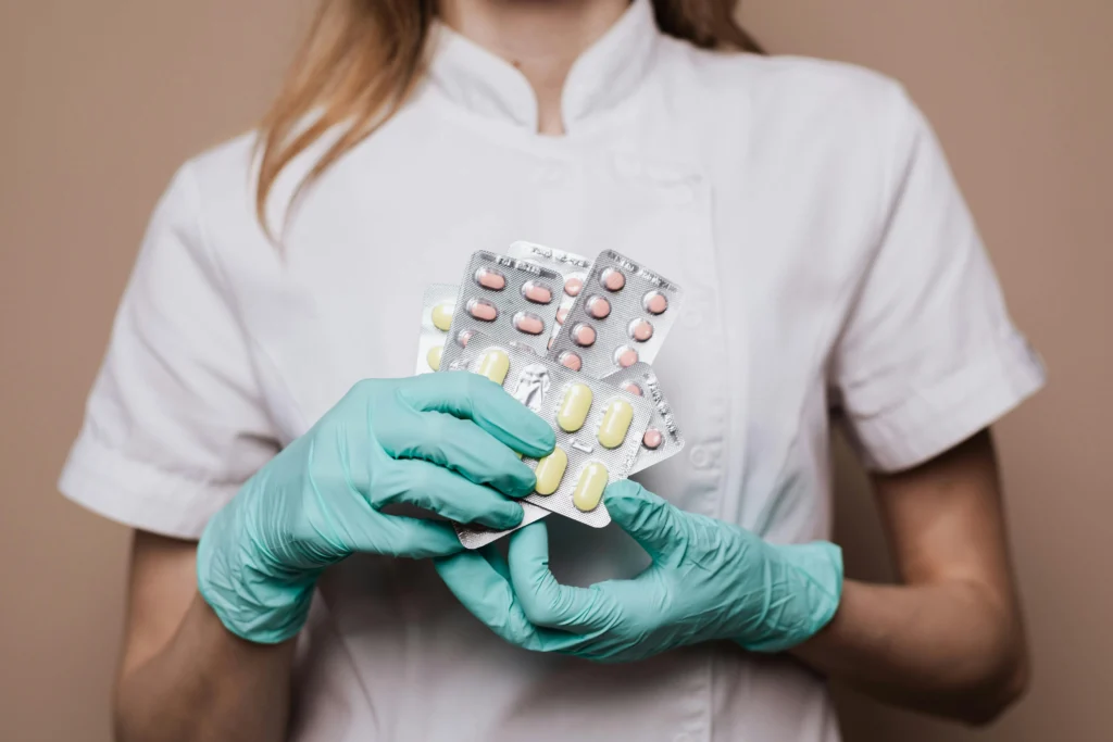 Rogobete acuză că ar fi dispărut medicamente de 5 milioane de euro de la Institutul Oncologic: Erau furate din sistemul public și duse în privat