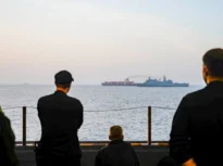 Trump prelungește armistițiul până când răspunde Iranul. Plecarea lui JD Vance în Pakistan a fost suspendată. 26 de nave iraniene ar fi spart blocada SUA