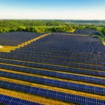 Un gigant chinez investește un miliard de euro în România: Două parcuri solare, baterii uriașe și un centru de date