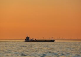 "Flota fantomă" a Rusiei folosește Starlink: Ucraina îi cere companiei lui Elon Musk să ia măsuri