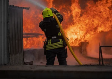 Ziua 1548 Incendiu la încă o rafinărie, aproape toate uzinele din centrul Rusiei sunt paralizate (Foto & Video) Propunerea lui Merz pentru Ucraina
