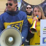 Protest la Ministerul Educației: Sindicaliștii cer revocarea circularei privind reducerea cheltuielilor de personal. Ministrul a ieșit să discute cu ei (Video)