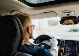 Ce este eco-driving, metoda promovată de UE pentru a economisi carburant în criza energetică