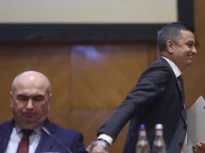 Fotografie din haosul politic – ce ar putea urma