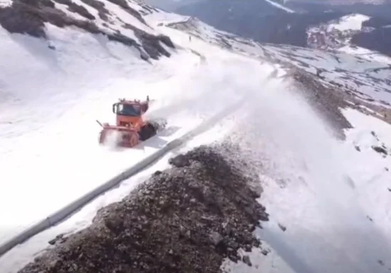 Transalpina se închide de astăzi. Ce trebuie să știe șoferii care vor să ajungă la munte