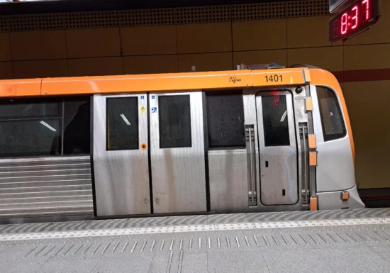 13 trenuri noi pentru metroul din Drumul Taberei: unele sunt în teste, dar nu se știe când vor circula. Întârzieri, penalități și procese (Video)