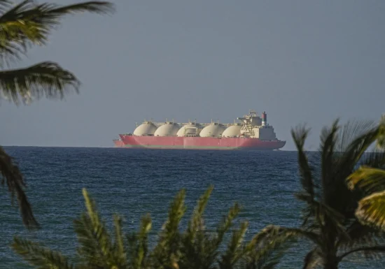 Ormuz - Conflictul SUA-Iran nu e doar pe mare, ci și în „apele” legii