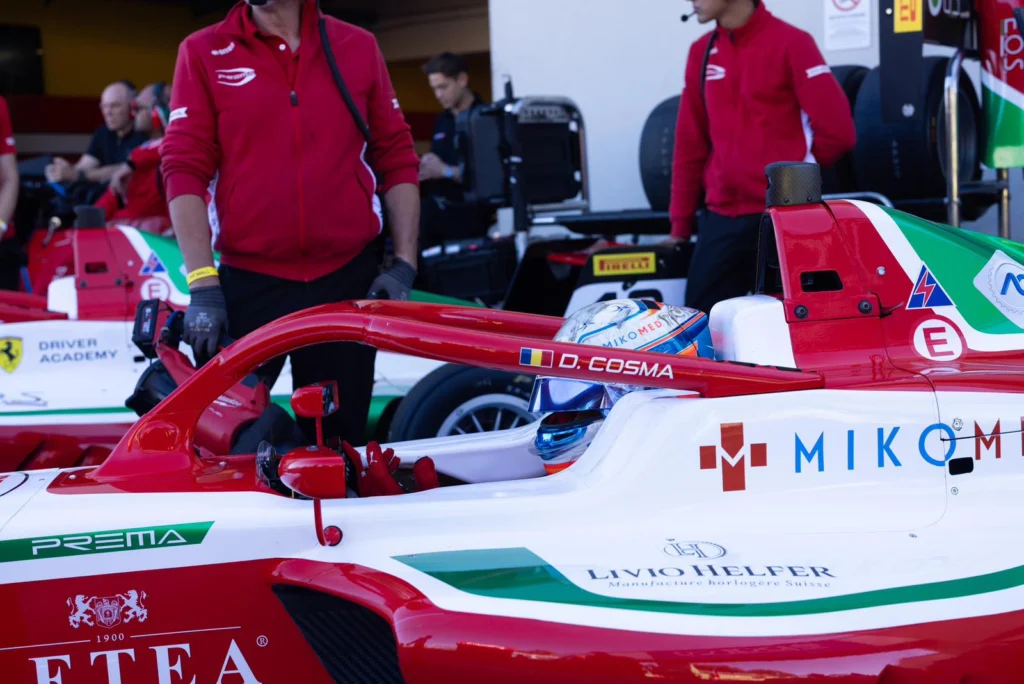 Performanță spectaculoasă pentru un român în Formula 4