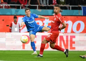 Universitatea Craiova câștigă pe final cu Dinamo și are o mână pe trofeul Ligii 1