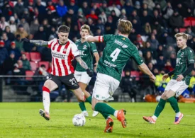 Contribuție importantă a lui Dennis Man în marele derbi dintre Ajax și PSV, terminat dramatic