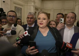 Șoșoacă inițiază suspendarea lui Nicușor Dan. Ce șanse are