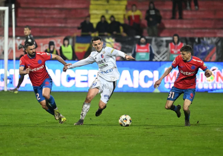 Primul pas spre Europa: FCSB - FC Botoșani 0-0 ACUM <span style="color:#990000;">LIVE</span>