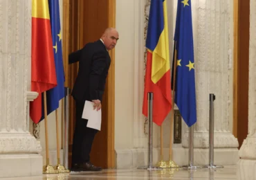 Ilie Bolojan, rezistă sau pleacă? Ziua votului în Parlament. Ce indică negocierile