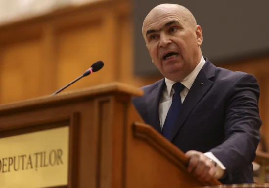 „Am venit să fac ce e necesar, nu ce e popular”. Bolojan își apără guvernarea și lovește în PSD și AUR: Românii vor pierde