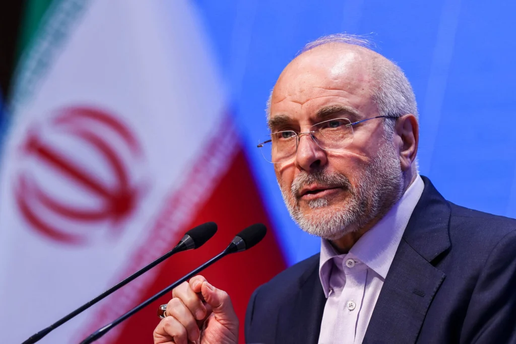 Iranul amenință SUA cu un răspuns „zdrobitor”, dacă Trump reia atacurile: Ne-am reconstruit forțele armate în timpul armistițiului