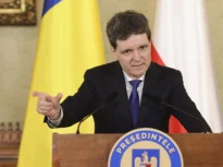 Nicușor Dan crede că va rezolva rapid criza noastră internă. PNL refuză un guvern cu PSD, chiar și cu premier tehnocrat. Consultări abia luni