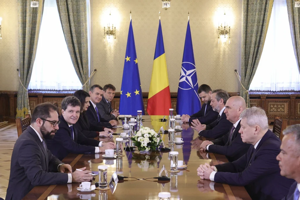 Nicusor PNL la masa