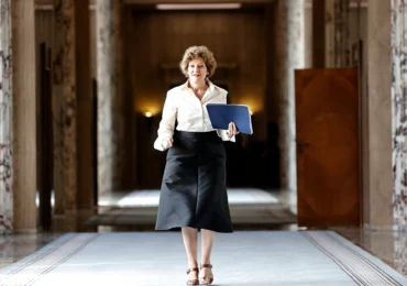 Oana Gheorghiu, mesaj ironic către români după ce i-a deranjat pe parlamentarii PSD și PACE: Nu cumva să faceți așa ceva!