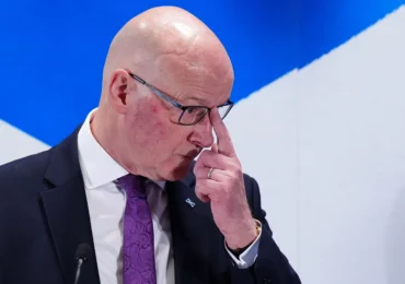 Cele mai extravagante 9 achiziții făcute de soțul premierului Scoției, din fondurile delapidate de la partid