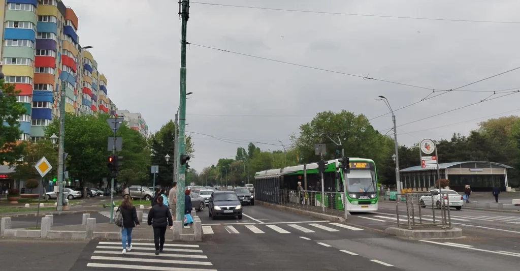 Ciucu anunță când va scumpi biletul STB: Să mai dea afară din pile și relații