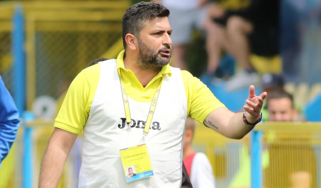 Surpriză de proporții la FCSB: Roș-albaștrii au numit noul antrenor