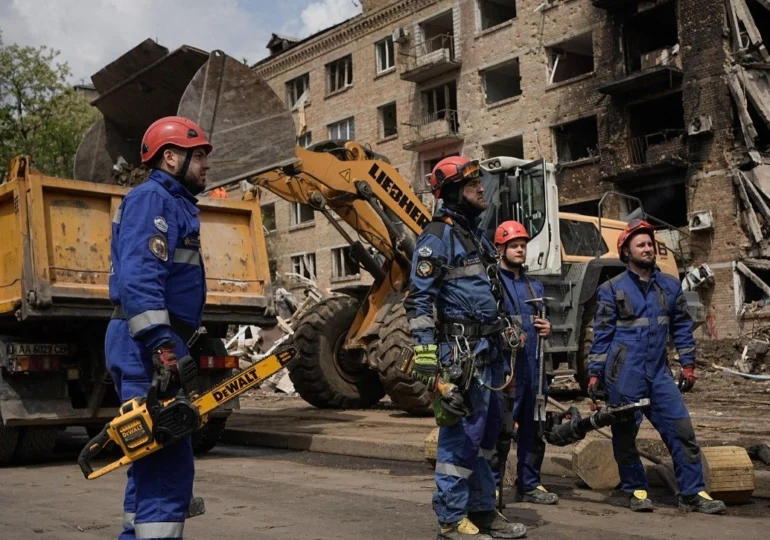 <span style="color:#990000;">Ziua 1553</span> Mesaj clar pentru Rusia: UE nu pleacă nicăieri, rămânem la Kiev. Ucraina denunță "șantajul nerușinat" al Moscovei. Atac cu Storm Shadow în Lugansk