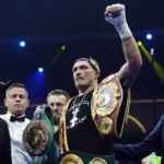 Lupta anului dintre Oleksandr Usyk și Rico Verhoeven s-a terminat cu un KO contestat (Video)
