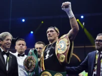 Lupta anului dintre Oleksandr Usyk și Rico Verhoeven s-a terminat cu un KO contestat (Video)