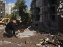 Zelenski amenință, după atacul care a ucis 24 de oameni la Kiev: Rusia va plăti. Ucraina va lovi ținte petroliere și militare