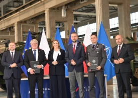 „Record absolut”: Polonia semnează într-o singură zi contracte militare de 18,4 miliarde de euro prin programul SAFE